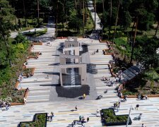 Найвищий: світловий пішохідний фонтан у парку Партизанської слави внесено до реєстру рекордів