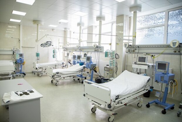 Щотижня кількість госпіталізованих зростає на 10%, а хворі перебувають у лікарнях удвічі довше — Поворозник