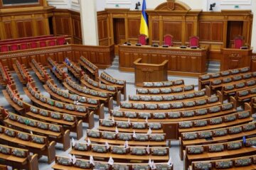 На шести ділянках перерахують голоси