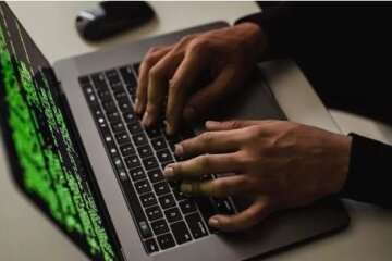 У Києві 19-річний студент продав персональні дані понад 20 млн українців