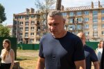 Масштабна відбудова у Святошині: до жовтня планують оновити 14 пошкоджених будинків!