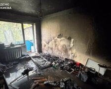 Вогонь на Метробудівській: рятувальники вивели дитину та дорослих із пастки