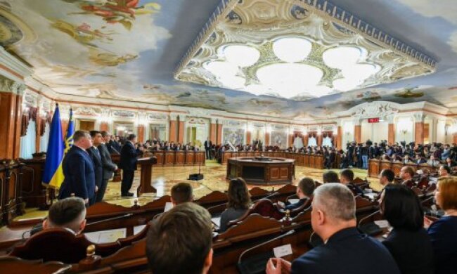 “Коболєв, якщо ми не домовимося з тобою, то владнаємо в іншому місці”
