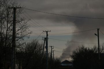 У Херсоні нові вибухи. Окупанти обстріляли пологовий будинок