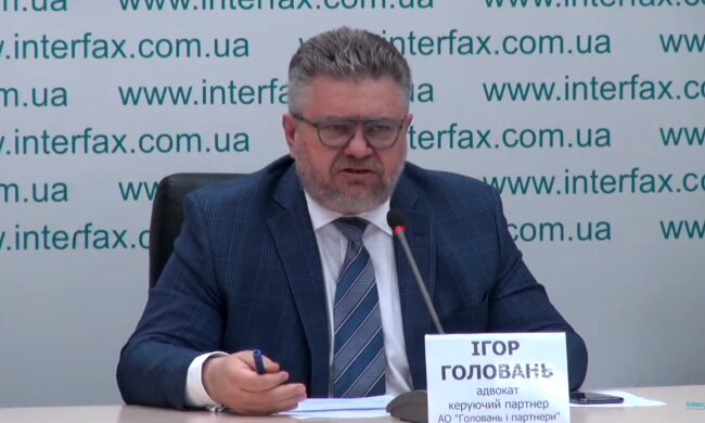 Зрада, тероризм, захоплення: проти Порошенка запровадили 15 нових кримінальних справ