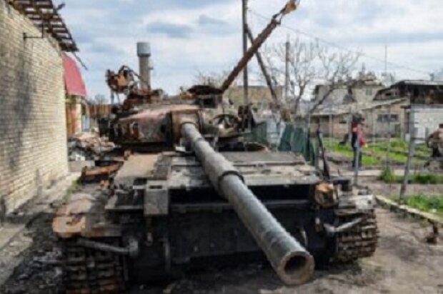Росіяни самі зламали танк, щоб не йти в атаку
