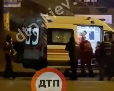 Отримав удар струмом і спалахнув: у Києві серйозно постраждав 18-річний зацепер (відео)