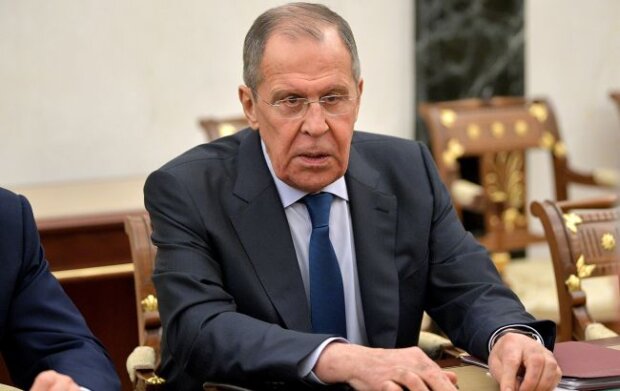 У РФ назвали “неприйнятним” обговорення питань Криму і Донбасу Зеленським і Путіним