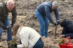 Нове життя лісу: у Дарницькому лісництві висадили тисячі дерев на місці прильоту