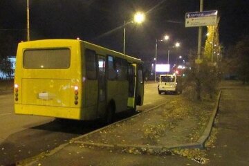 У Києві чоловік вкрав маршрутку, поки водій відволікся