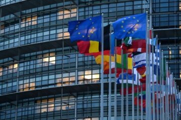 Європарламент до річниці вторгнення рф ухвалив резолюцію про підтримку України: є згадка про винищувачі