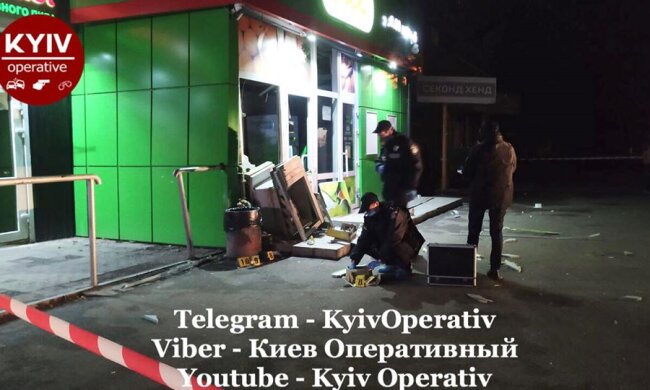 Нічний вибух на Борщагівці: невідомі підірвали банкомат