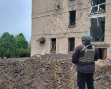 Росіяни обстріляли поліцейських із гуманітаркою у Красногорівці (відео)