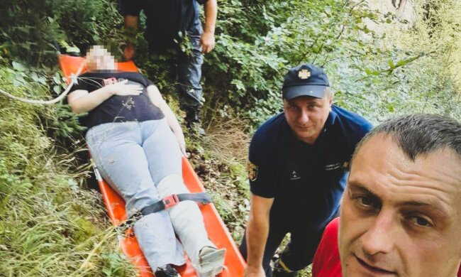27-річна киянка травмувалася на скелі Кохання біля Костилівки