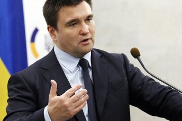 Клімкін дав поради Зеленському щодо зустрічі з Путіним