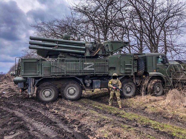 Українські військові захопили ракетно-гарматний комплекс РФ «Панцир-С1»