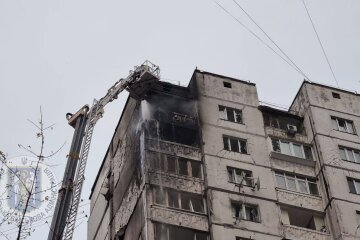 Внаслідок дронової атаки на Київ уламки впали в 6 районах міста