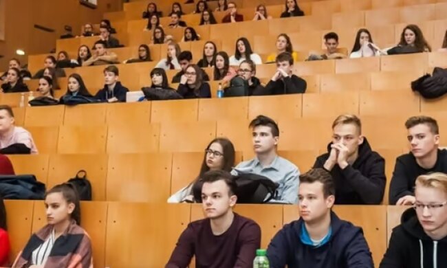 Зі столичного КПІ відрахували майже тисячу студентів