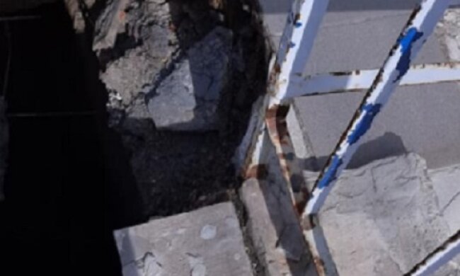 Киянка провалилася у двометрову яму на Борщагівці