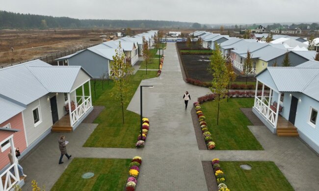 У Київській області відкрили "Чудо Містечко" для людей літнього віку, які втратили оселі через агресію рф