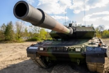 У Швейцарії пропонують продати 96 “зайвих” Leopard країнам, які поставляють танки Україні