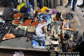 В поліції закликали киян добровільно здавати зброю (відео)