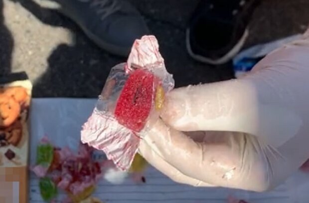 Передавав секретну інформацію у цукерках: офіцера СБУ викрили на держзраді