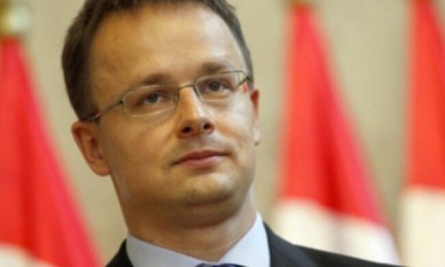 Україна заборонить угорським чиновникам приїжджати без запрошення