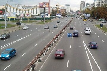 У Києві на добу обмежать рух проспектом Перемоги