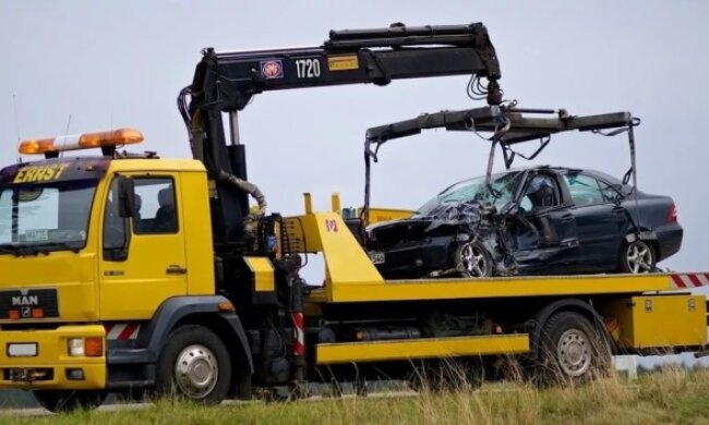 Запрацював сервіс для пошуку евакуйованих авто