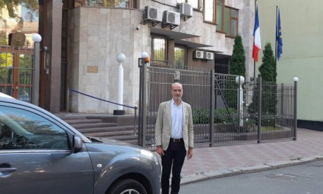 “Честь представляти Францію в Україні” — до Києва прибув новий посол