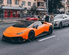 У центрі Києва зіштовхнулися ексклюзивний Lamborghini та Maserati (відео)