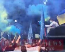 Величезна пробка: мітингувальники перекрили Повітрофлотський проспект (відео)