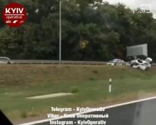 Проткнуло відбійником: біля аеропорту Бориспіль сталася моторошна ДТП