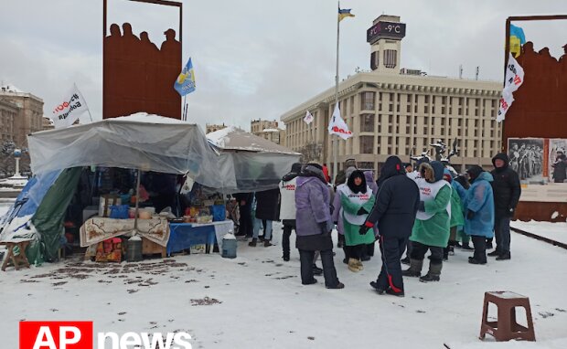 На Майдані йде протест проти зростання комунальних тарифів