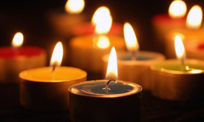 У суботу в Україні оголошено загальнонаціональну жалобу (відео)