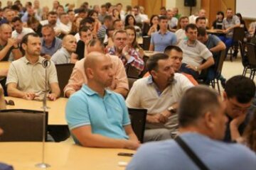 Без європейської інтеграції та духовності: “слугам народу” видали перелік комітетів Ради