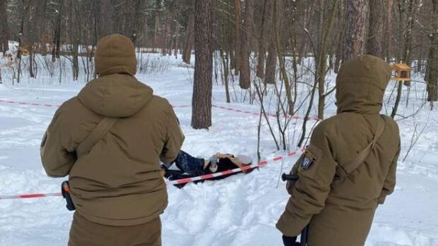 У київському парку знайшли тіло дівчини без ознак насильницької смерті
