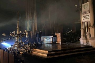 У Києві почали реставрувати після пожежі костел Святого Миколая