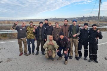 Обмін полоненими — Україна повернула з полону 107 військових (відео)