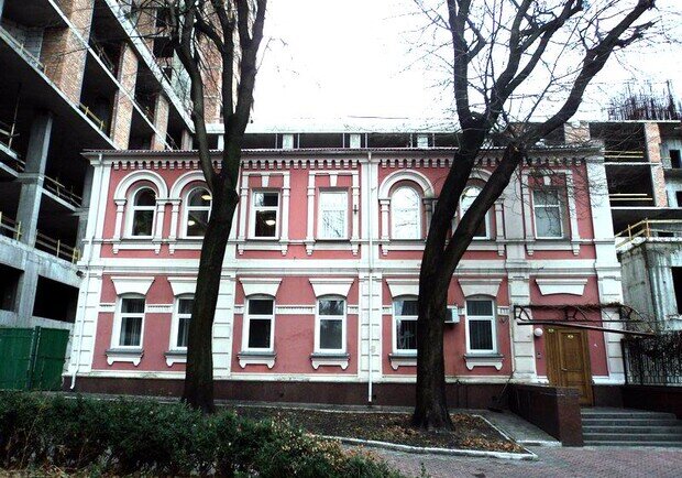 Київському будинку повернули статус пам’ятника вже після того, як він був знесений