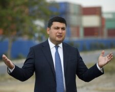 Гройсман розповів, як йому заважав Порошенко