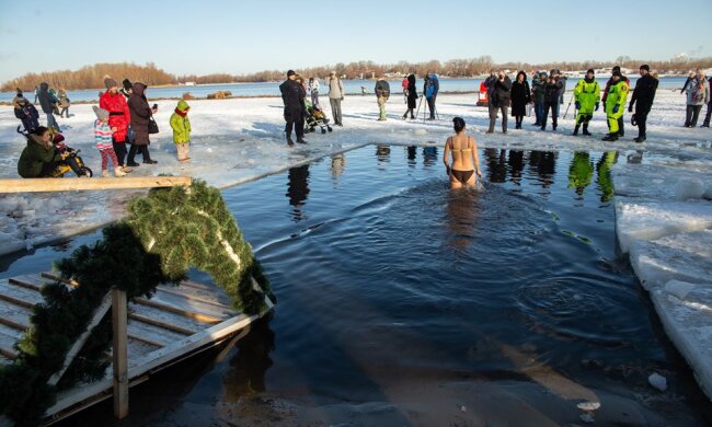 Де можна скупатись на Водохреща 2020 у Києві