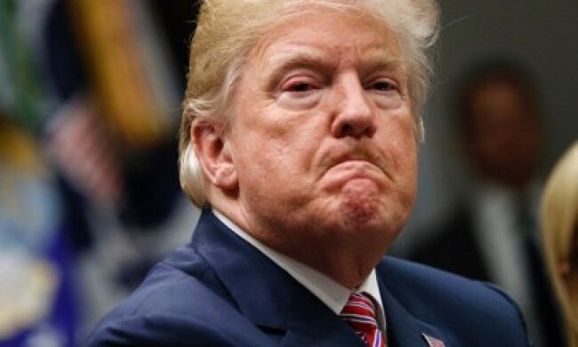 Трамп скасував свій визіт до Польщі де мав зустрітися з Зеленським