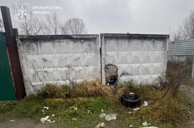 У Дарницькому районі Києва пролунало кілька вибухів: відомо про загиблого