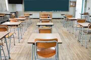 Зимові канікули в школах можуть бути продовжені