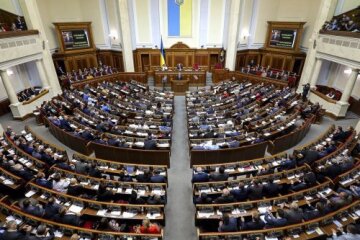 Викривачі корупції будуть отримувати грошову винагороду
