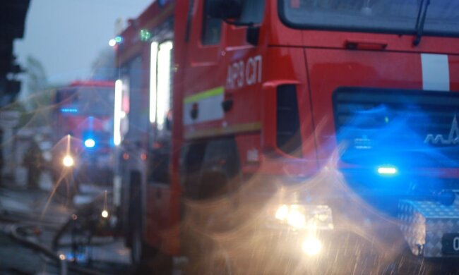 У Подільському районі горіла квартира у багатоповерхівці