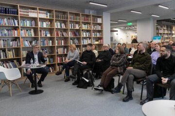 Енергонезалежні школи Києва: столиця інвестує в освіту попри блекаути