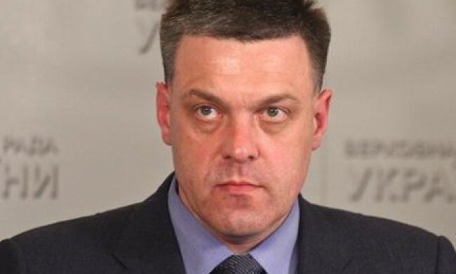 “Нічого нового. Все, як у Порошенка” – Тягнибок про закордонні візити Зеленського